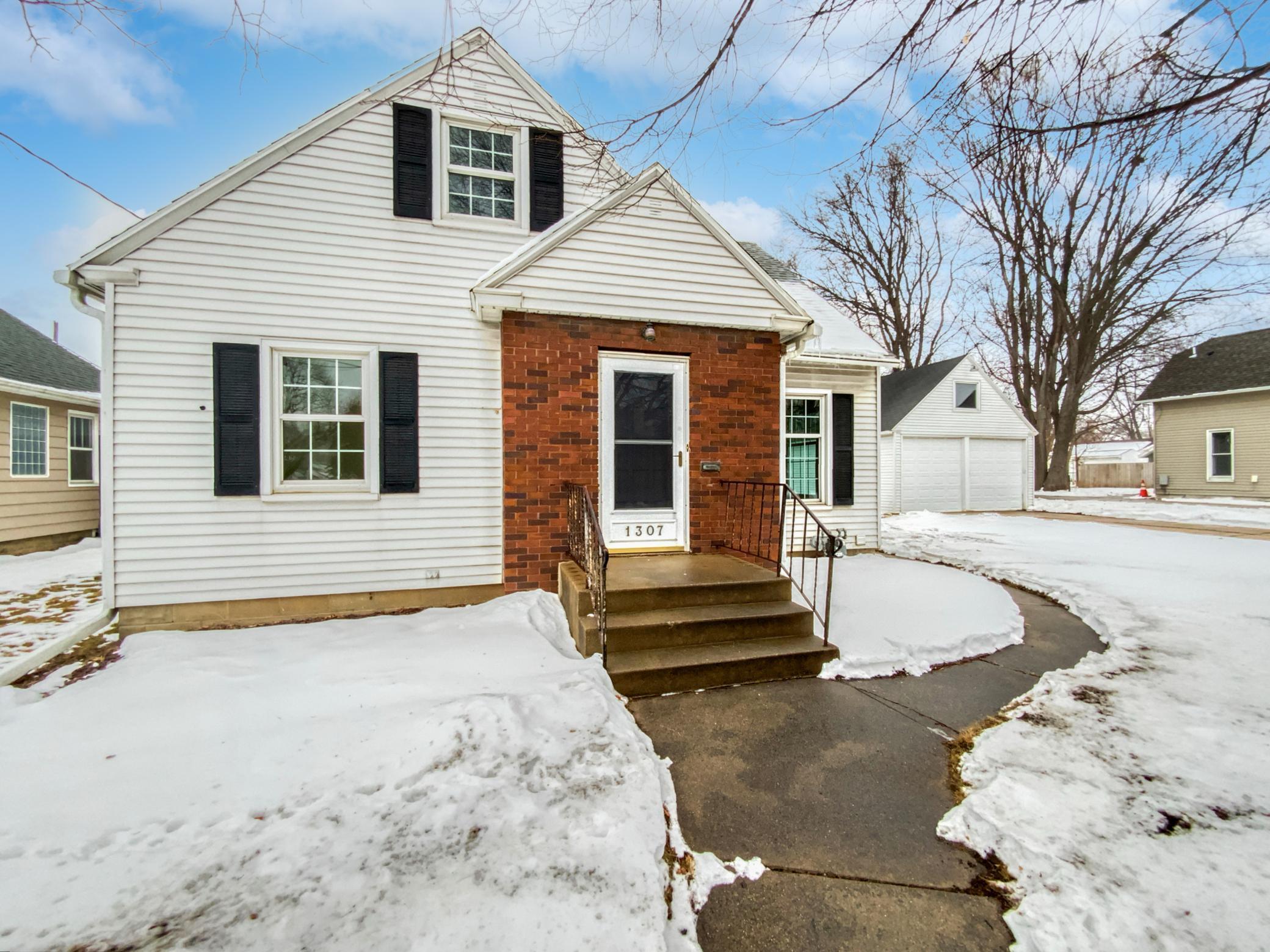 1307 4th Street Southeast Rochester, MN 55904 - Photo 1 of 1