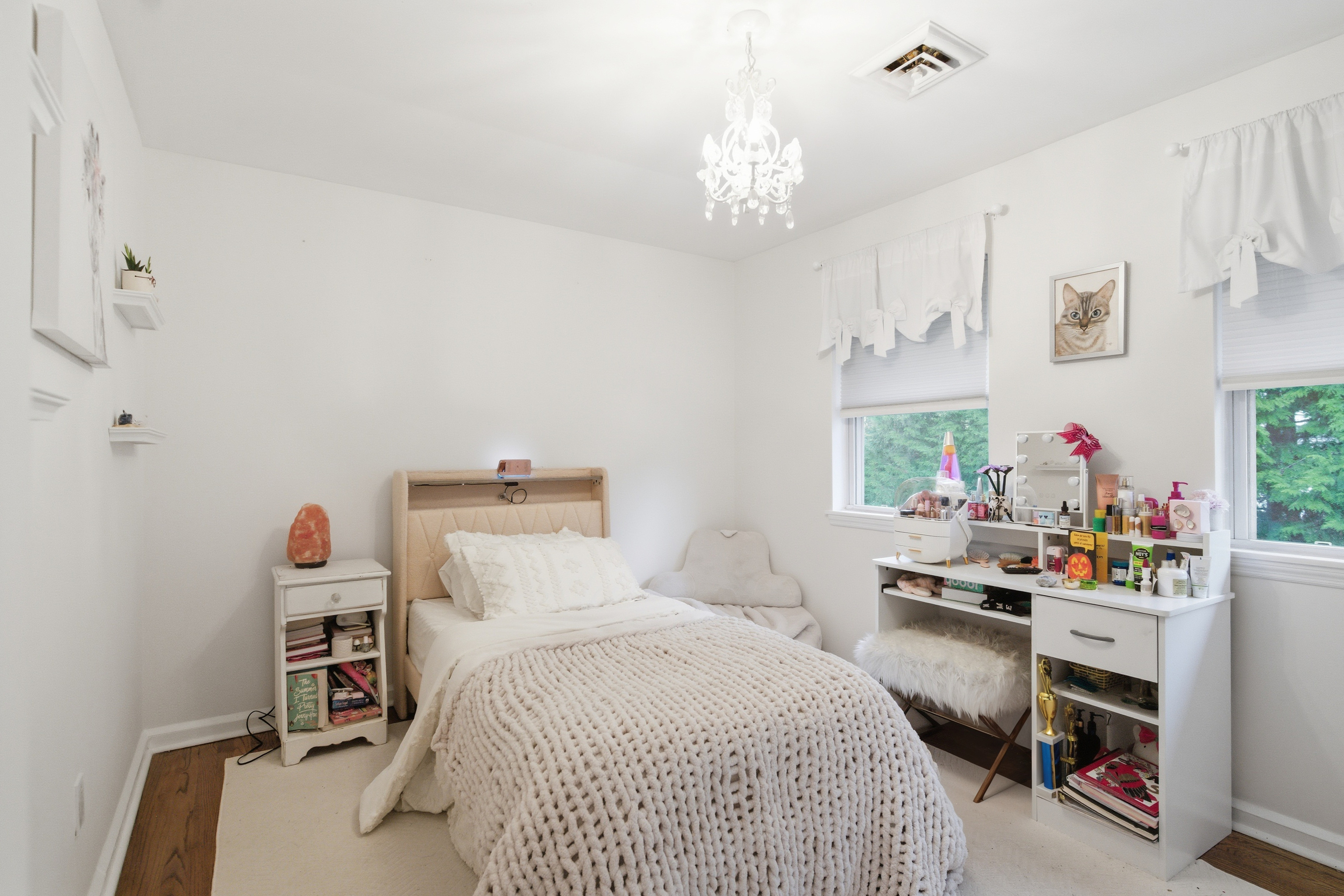 382 Knapps Highway, Unit 382 Fairfield, CT 06825 - Photo 14 of 22 a bedroom with a bed and a desk in it