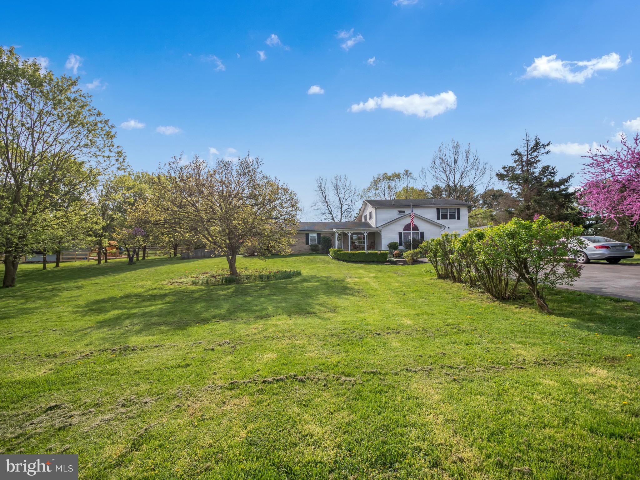 410 Lockhouse Road Falling Waters, WV 25419 - Photo 2 of 30 Front Side Yard View from Street
