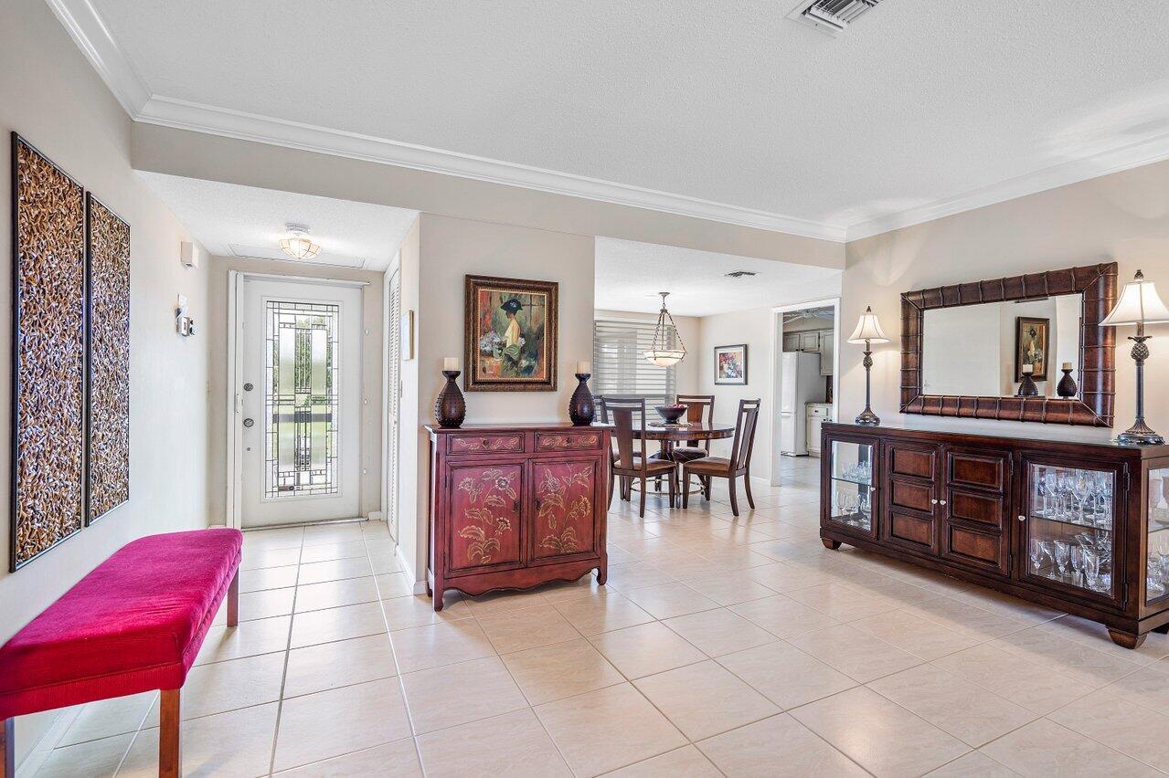 10185 Quail Covey Road, Unit HIBISCUS N Boynton Beach, FL 33436 - Photo 5 of 26 004-10185QuailCoveyRoad-BoyntonBeach-FL-