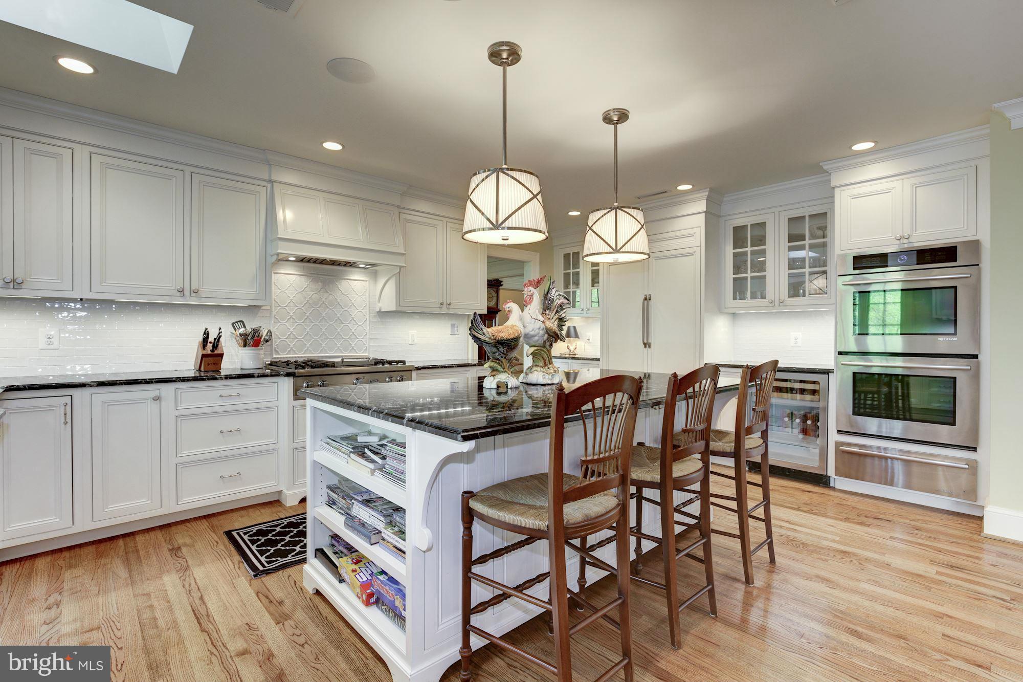 11012 Stanmore Drive Potomac, MD 20854 - Photo 5 of 26 Kitchen