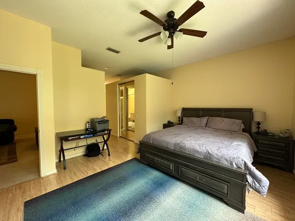 $490,000 | 7461 Southeast Autumn Lane, Hobe Sound, FL 33455