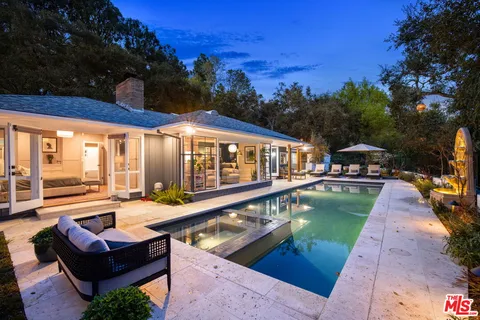 $2,550,000 | 11349 Canton Drive, Studio City, CA 91604