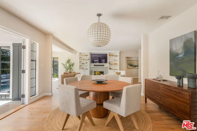 $2,695,000 | 11349 Canton Drive, Studio City, CA 91604