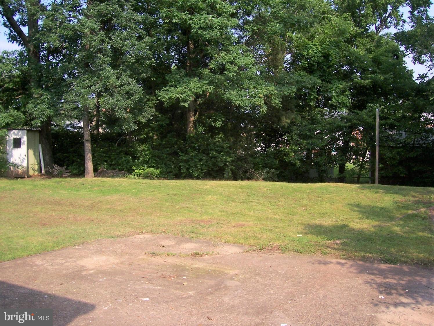 9408 Blackstone Road Manassas, VA 20110 - Photo 22 of 25 Large Yard