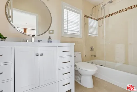 $1,395,000 | 1526 Parmer Avenue, Los Angeles, CA 90026