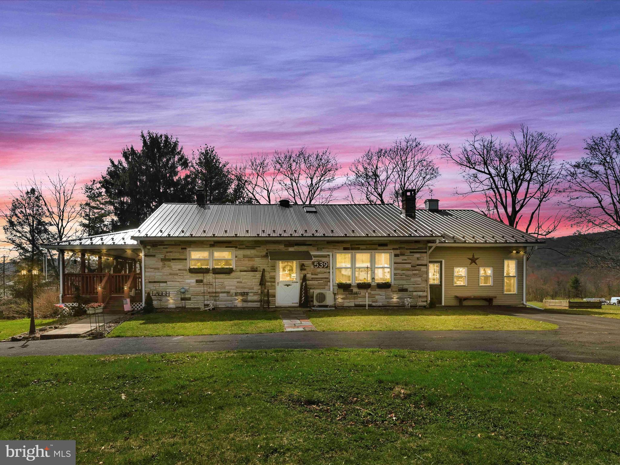 539 Suedberg Road Pine Grove, PA 17963 - Photo 1 of 36 Twilight