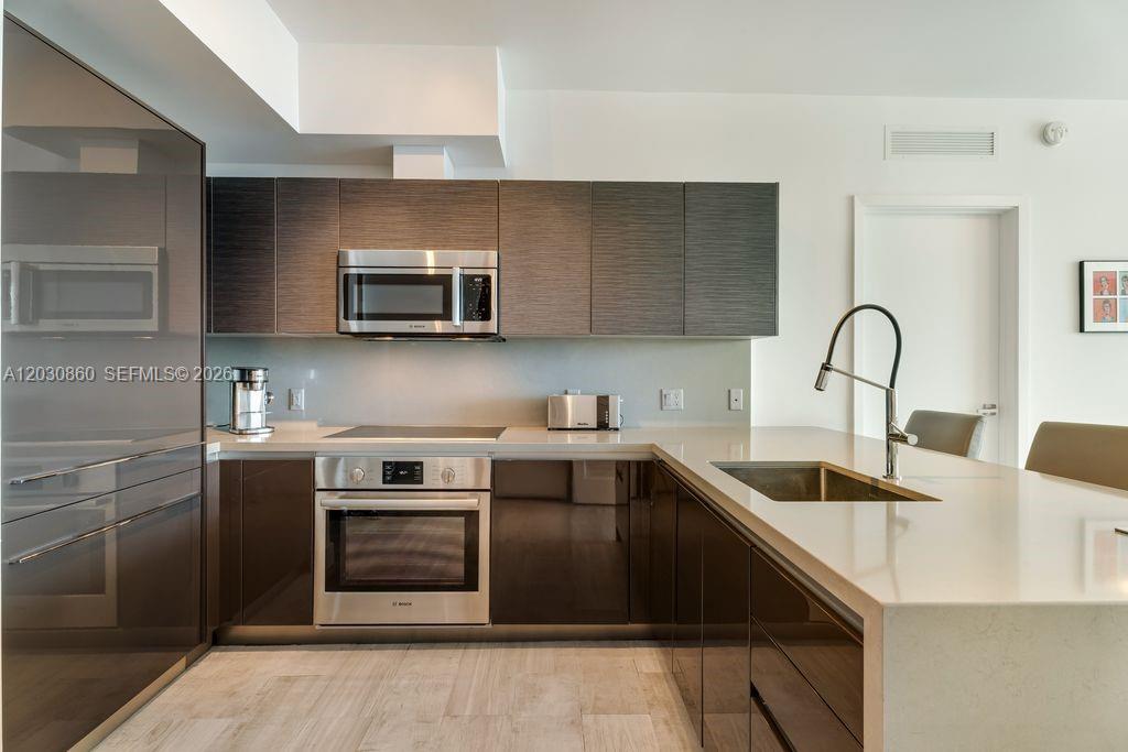 1080 Brickell Avenue, Unit 3602 Miami, FL 33131 - Photo 6 of 18
