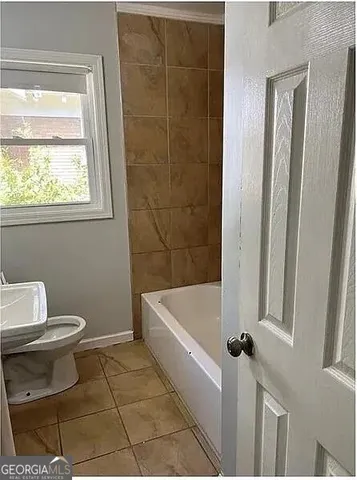 $1,300 | 2874 Cheney Street, Unit 1, East Point, GA 30344