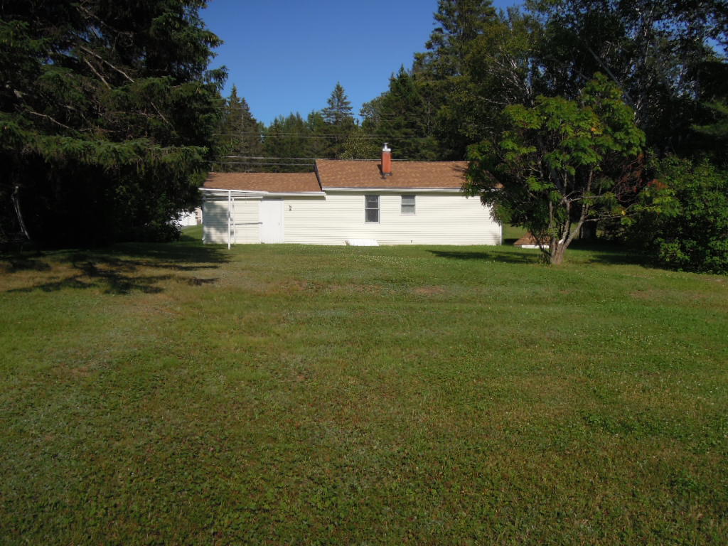 36 Powers Road Caribou, ME 04736 - Photo 3 of 34 36 Powers Road (32)