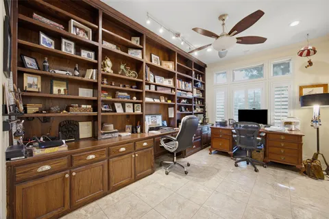 $1,700,000 | 2936 Farm To Market Road 1704, Elgin, TX 78621