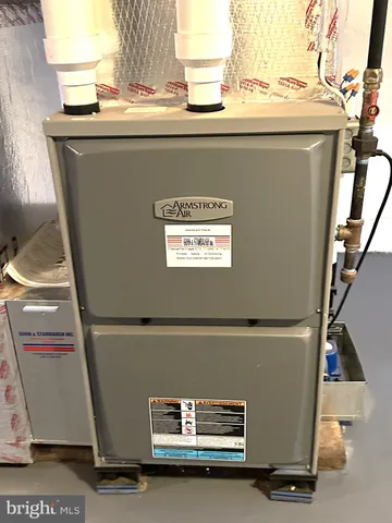 $295,000 | 6751 York Road, Spring Grove, PA 17362