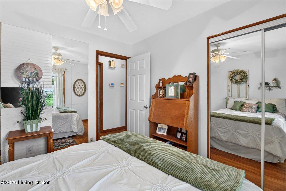 5648 Fisherville Road Simpsonville, KY 40067 - Photo 26 of 40 Bedroom #3 (2)