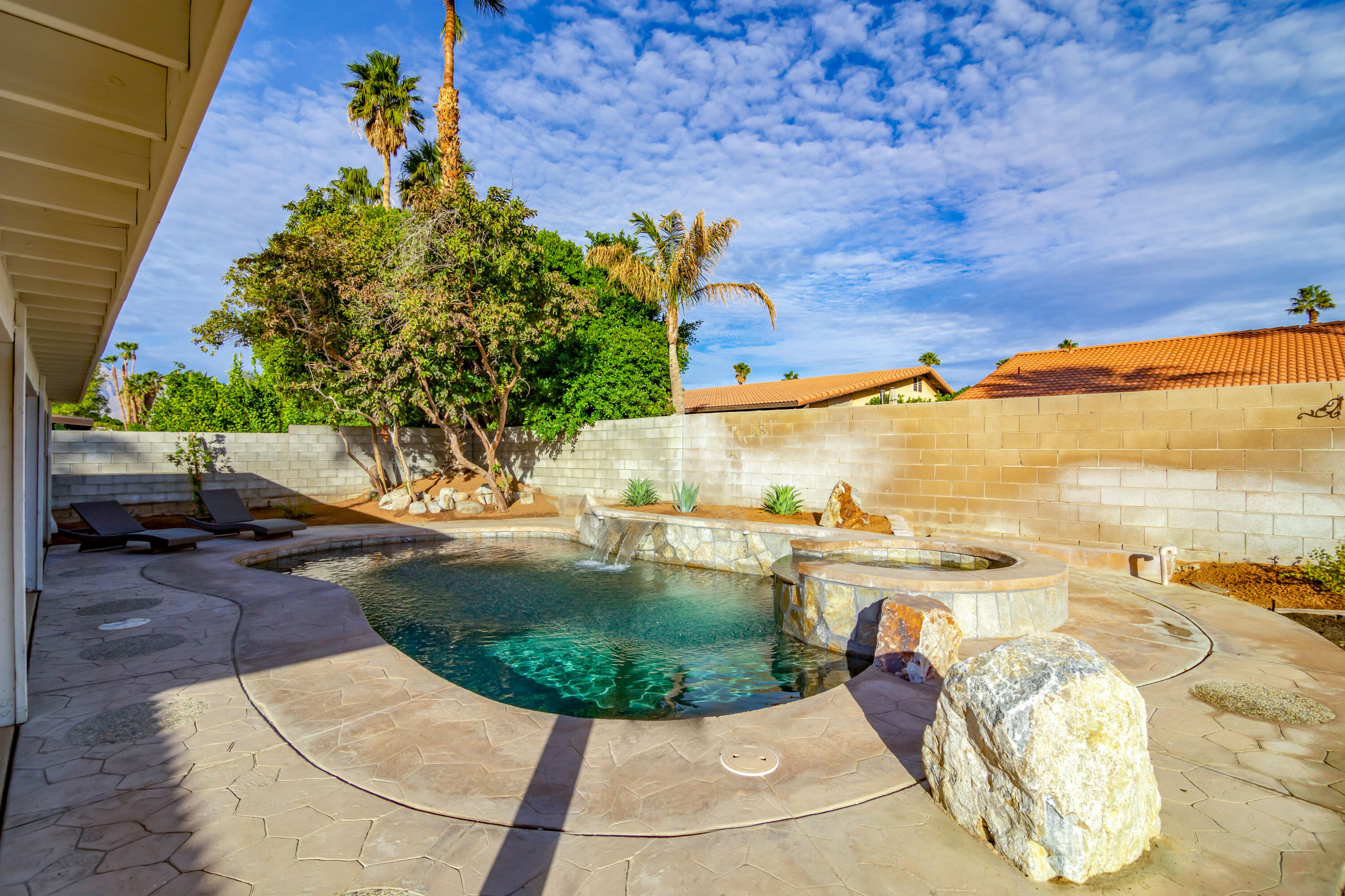 67420 Rango Road Cathedral City, CA 92234 - Photo 30 of 36 a view of a swimming pool with a patio