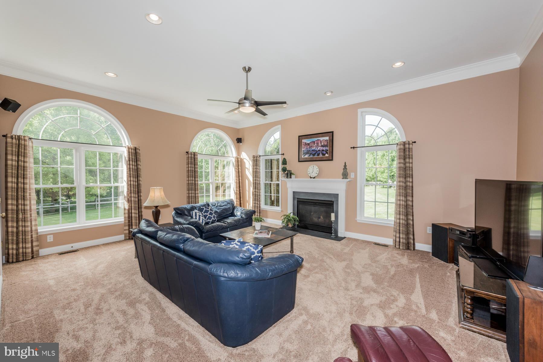 2935 New Rover Road West Friendship, MD 21794 - Photo 3 of 30 Family Room