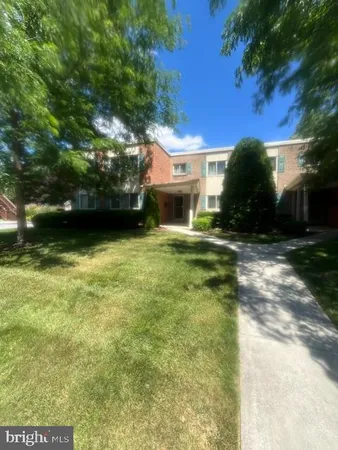$1,900 | 111 South 24th Street, Unit B, Camp Hill, PA 17011