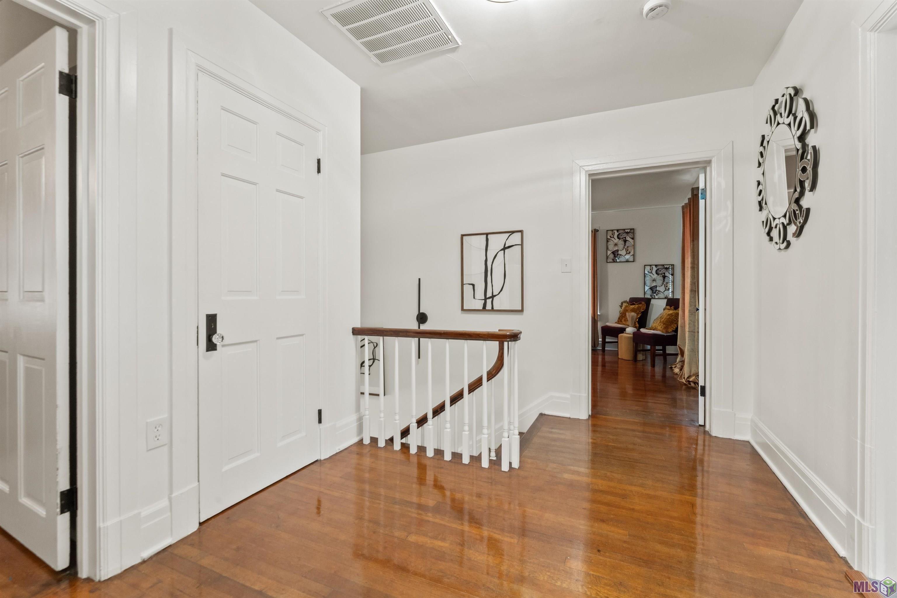 3650 Perkins Road Baton Rouge, LA 70808 - Photo 19 of 50 Upstairs Landing