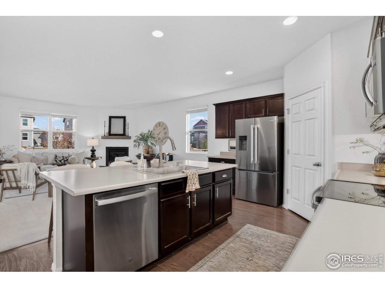 6734 Grainery Road Timnath, CO 80547 - Photo 11 of 44 Newer Appliances