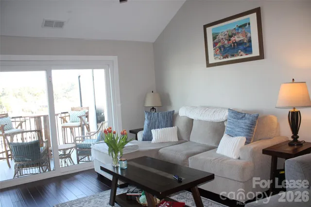 $2,700 | 18749 Vineyard Point Lane, Cornelius, NC 28031