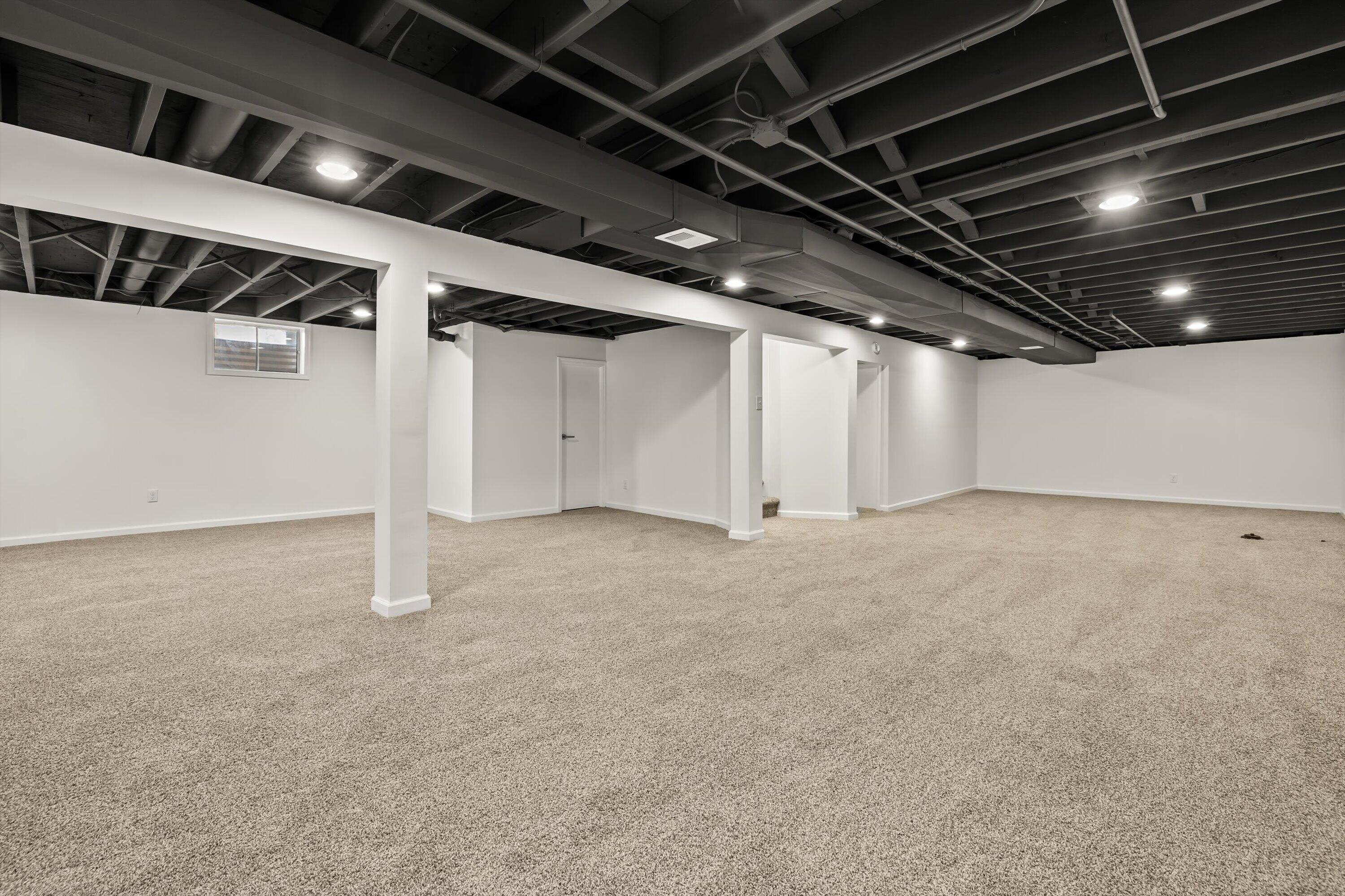 5506 82nd Street Pleasant Prairie, WI 53142 - Photo 26 of 41 26-31-IMG_0398