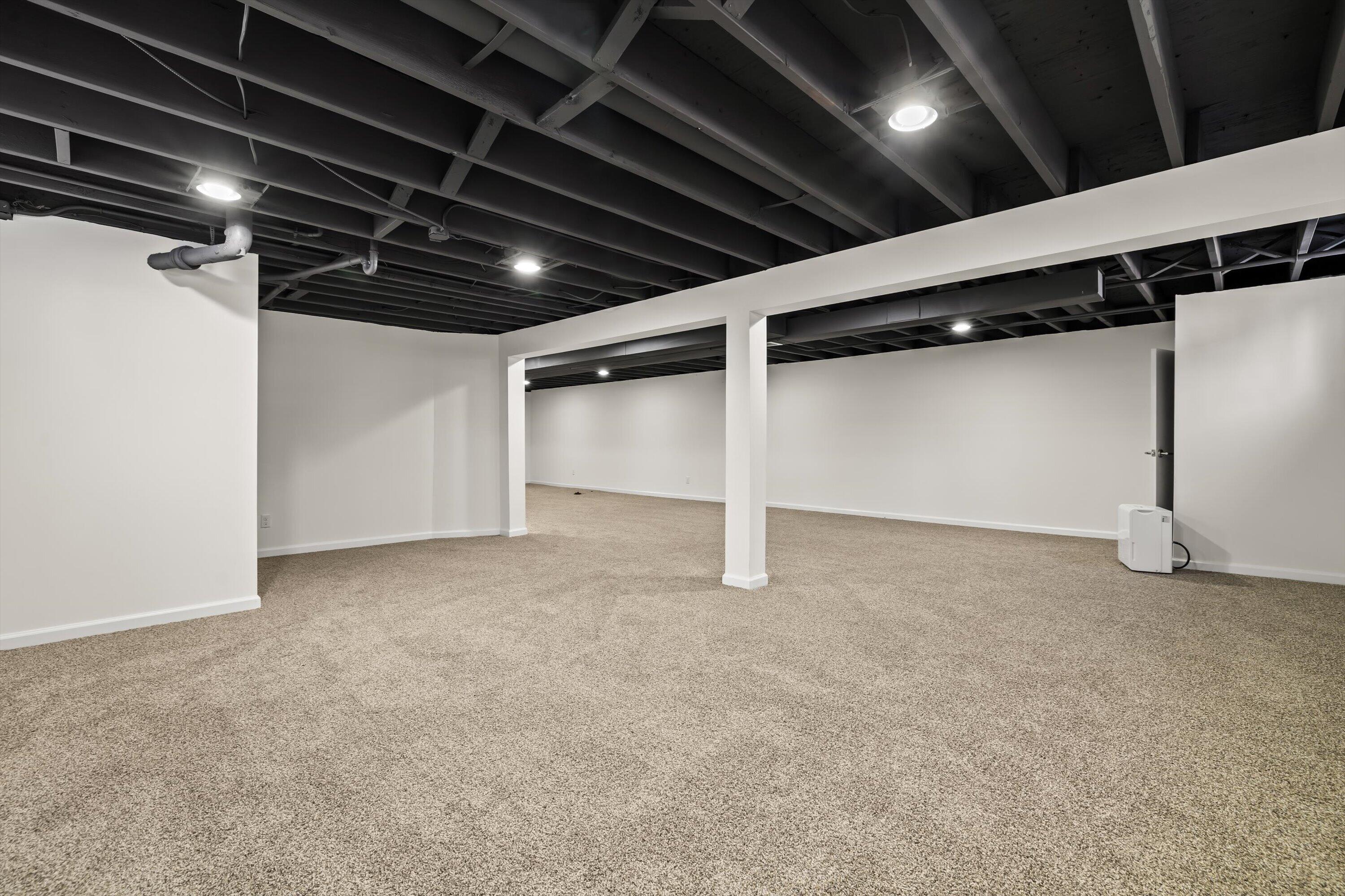 5506 82nd Street Pleasant Prairie, WI 53142 - Photo 27 of 41 25-29-IMG_0392