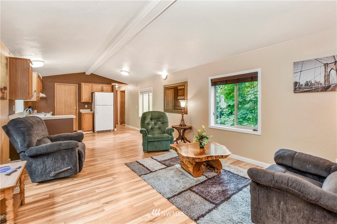 125 Ross Road Kelso, WA 98626 - Photo 3 of 21 Gallery Image 3