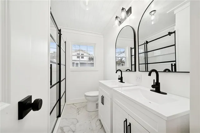 $227,500 | 221 Hawthorne Street, Johnstown, PA 15904