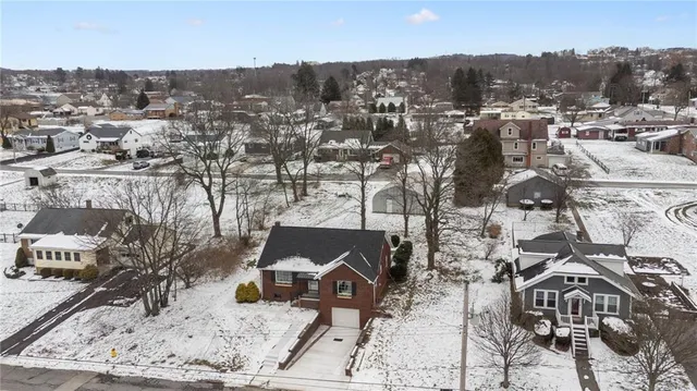 $227,500 | 221 Hawthorne Street, Johnstown, PA 15904