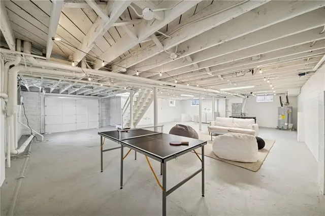 $227,500 | 221 Hawthorne Street, Johnstown, PA 15904