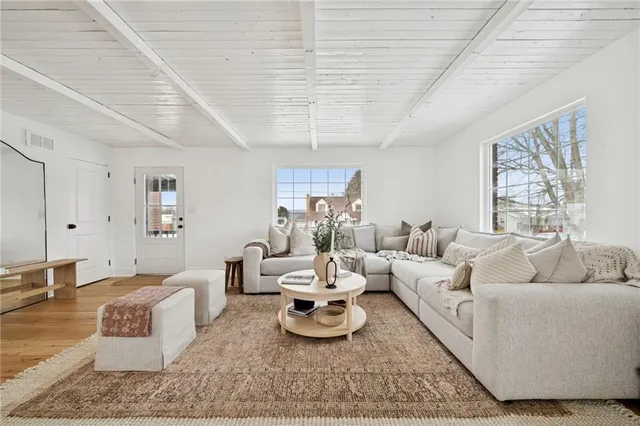 $227,500 | 221 Hawthorne Street, Johnstown, PA 15904