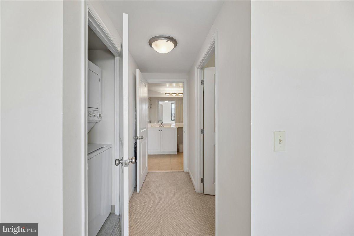 851 North Glebe Road, Unit 1003 Arlington, VA 22203 - Photo 14 of 73