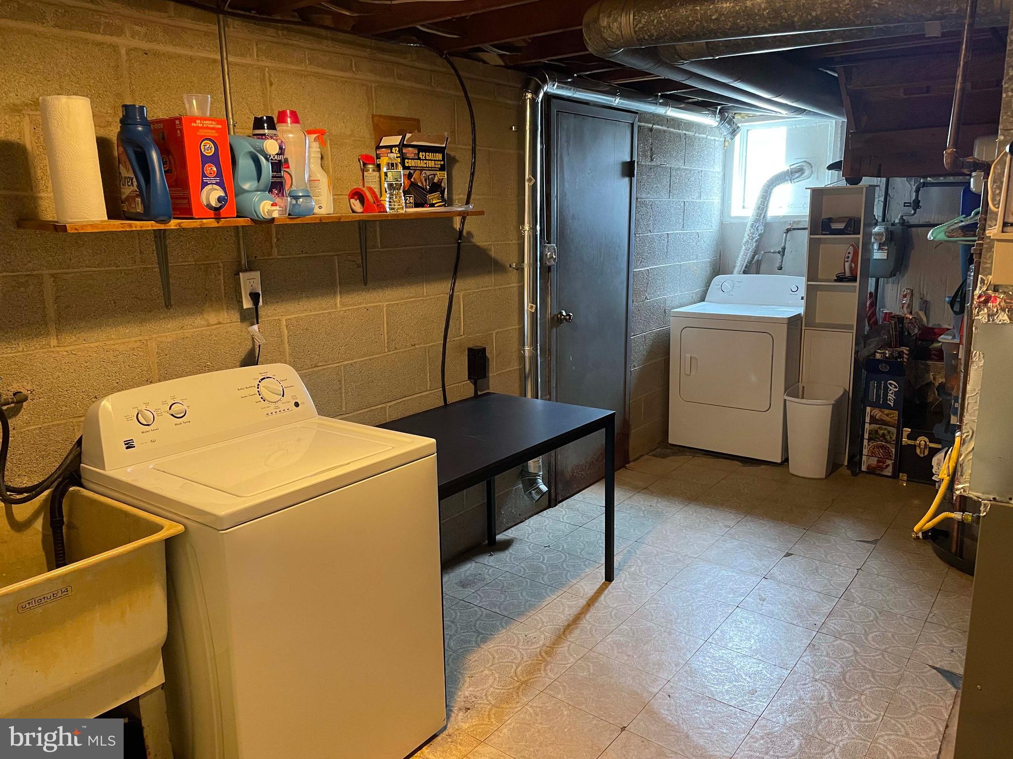 4008 Elson Road Brookhaven, PA 19015 - Photo 25 of 31 laundry room