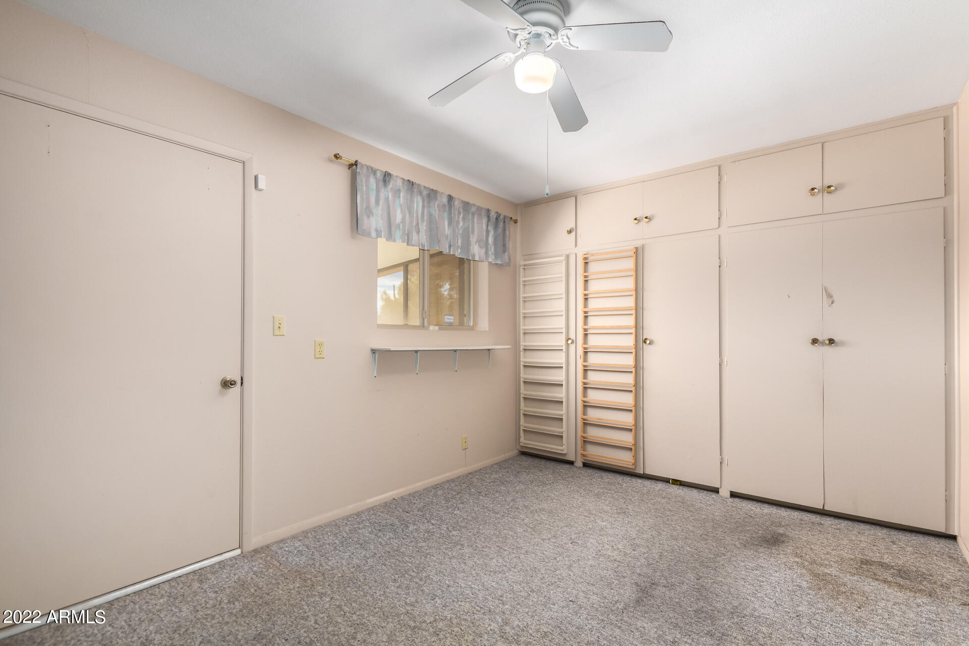 6433 East Adobe Road Mesa, AZ 85205 - Photo 19 of 23 Craft or Work room