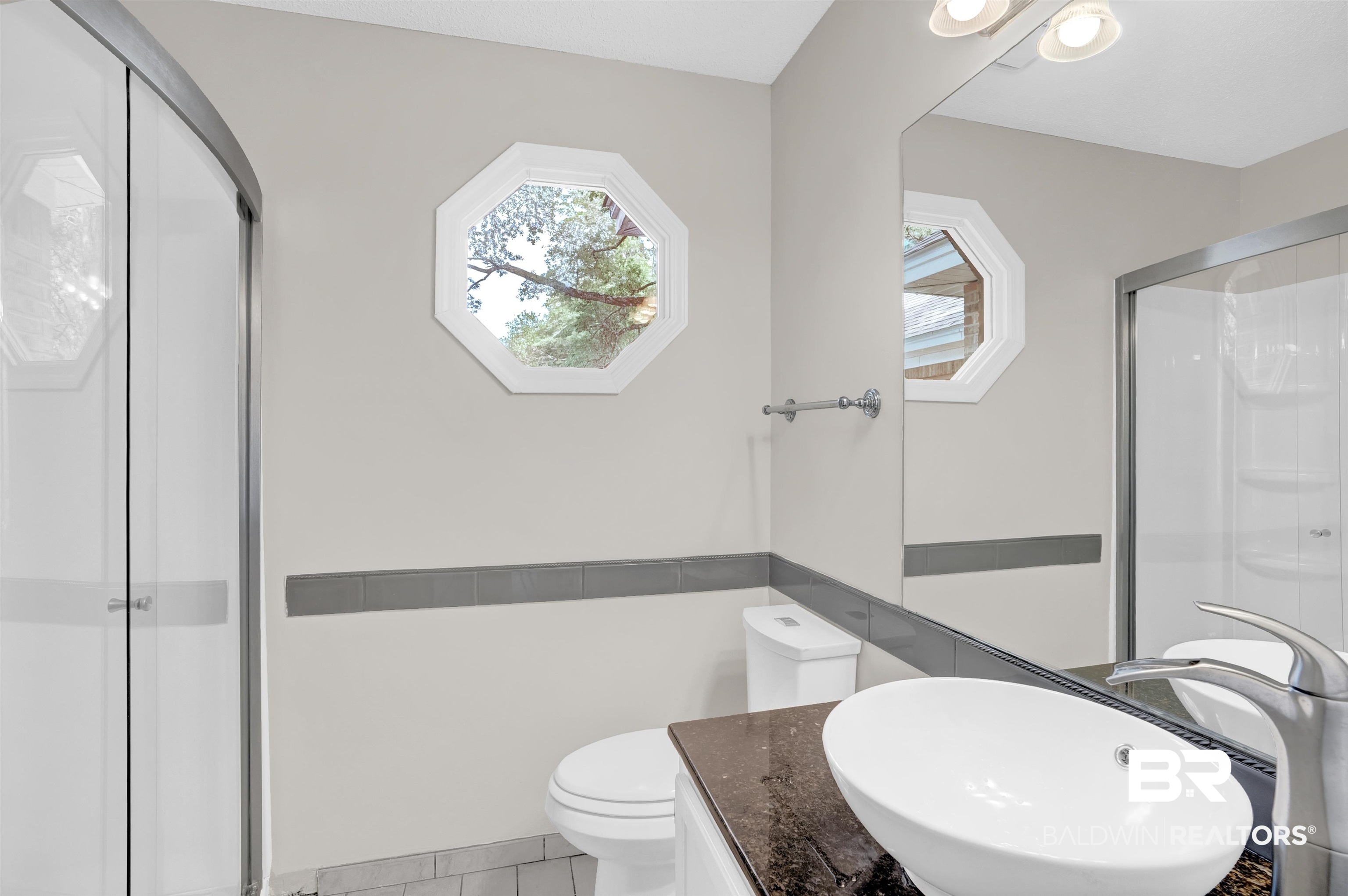 19741 Hunters Loop Fairhope, AL 36532 - Photo 17 of 42 Bathroom