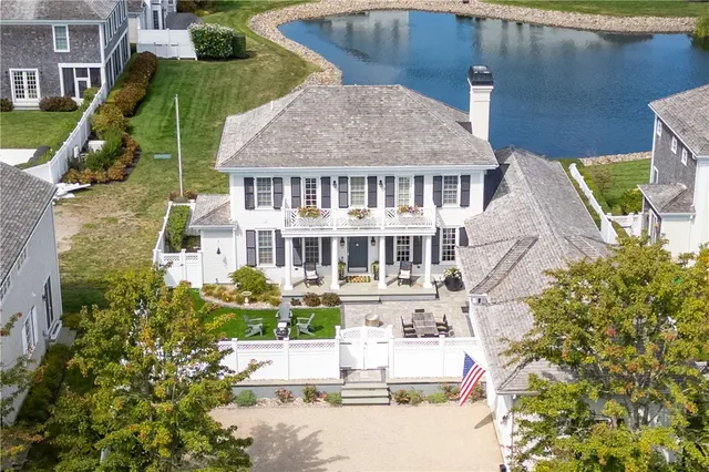 $2,555,000 | 59 Carnegie Harbor Drive, Portsmouth, RI 02871
