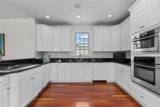 $2,555,000 | 59 Carnegie Harbor Drive, Portsmouth, RI 02871