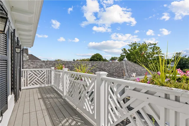 $2,555,000 | 59 Carnegie Harbor Drive, Portsmouth, RI 02871