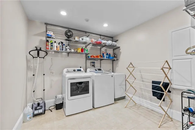 $2,555,000 | 59 Carnegie Harbor Drive, Portsmouth, RI 02871