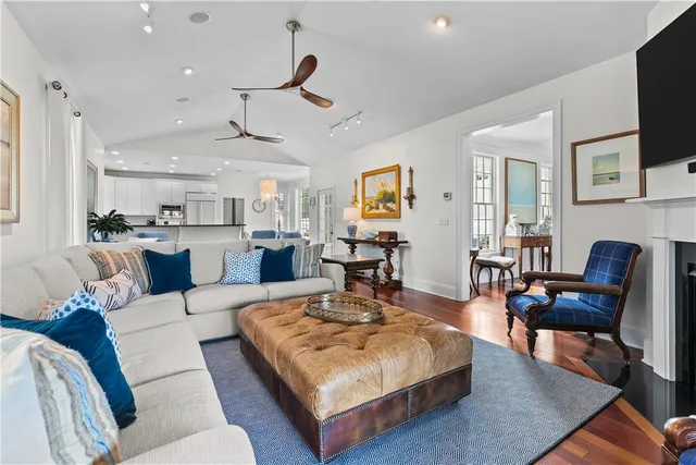 $2,555,000 | 59 Carnegie Harbor Drive, Portsmouth, RI 02871