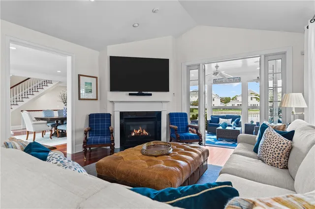 $2,555,000 | 59 Carnegie Harbor Drive, Portsmouth, RI 02871