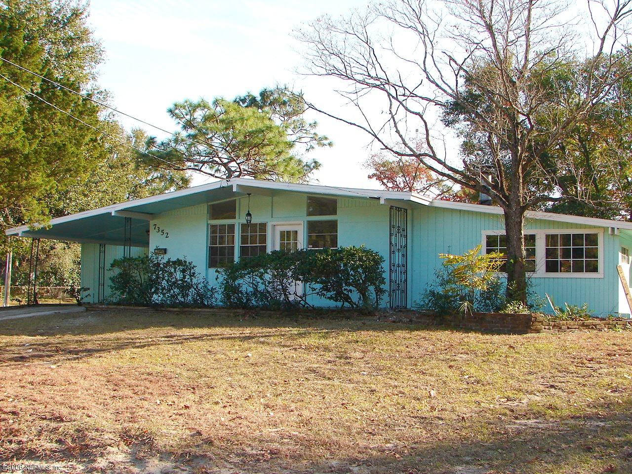 7352 Sandhurst Road South Jacksonville, FL 32277 - Photo 1 of 5 FRONT