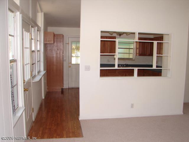7352 Sandhurst Road South Jacksonville, FL 32277 - Photo 3 of 5 KITCHEN VIEW #2