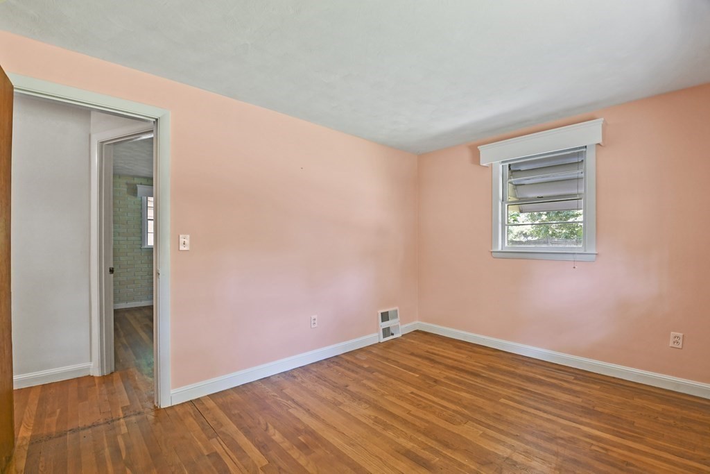 4 Wesson Road Ashland, MA 01721 - Photo 20 of 39