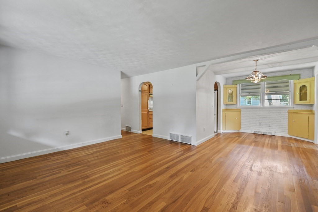 4 Wesson Road Ashland, MA 01721 - Photo 3 of 39