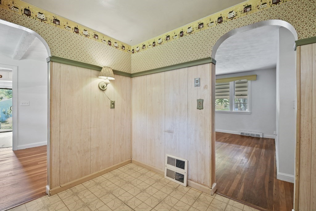4 Wesson Road Ashland, MA 01721 - Photo 10 of 39