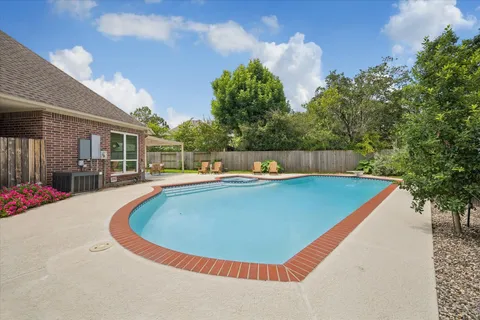 $1,150,000 | 15911 Redwood Pl Drive, Houston, TX 77079