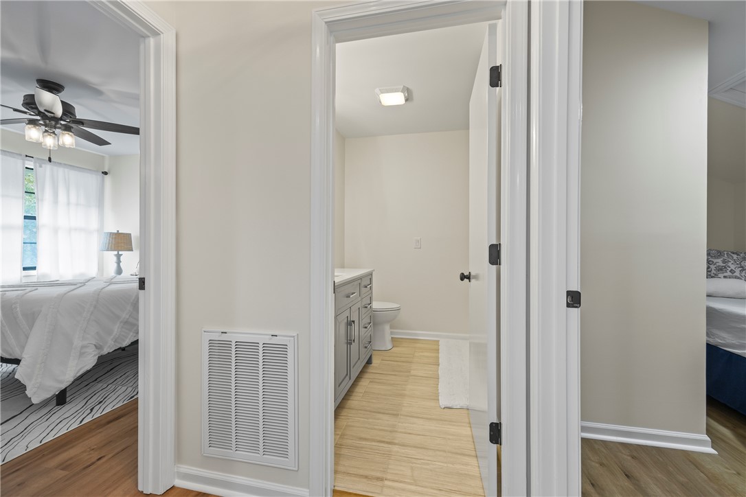 94 Point Pl Drive Westminster, SC 29693 - Photo 26 of 48