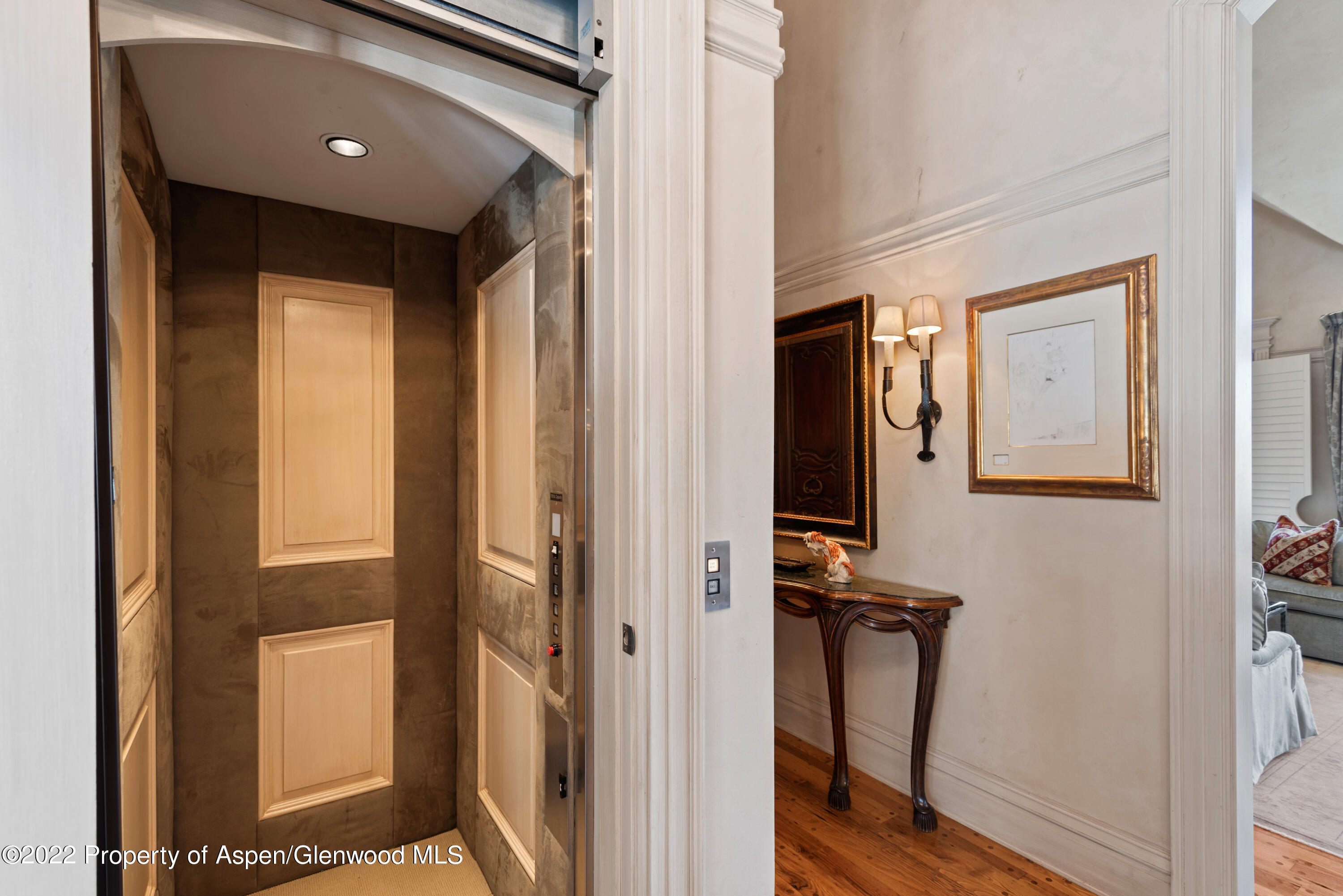 926 Willoughby Way Aspen, CO 81612 - Photo 15 of 47 a view of hallway with elevator