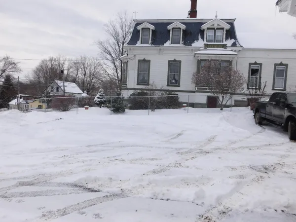 $279,000 | 61 Main Street, Dexter, ME 04930