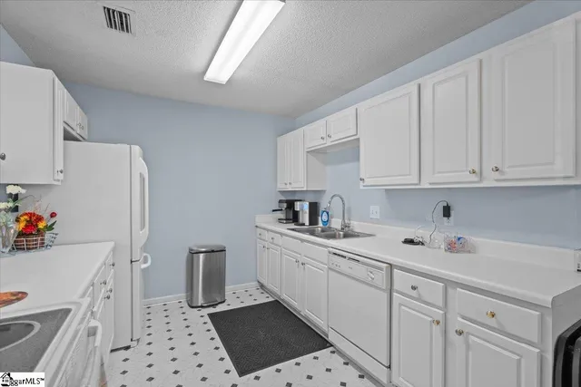 $185,000 | 1004 Pelham Square Way, Greer, SC 29650